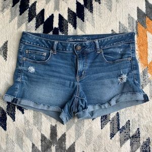 American Eagle short jean shorts